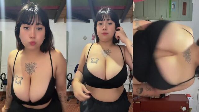 Yuri and Tetona enjoy a hot lesbian sex scene
