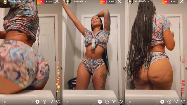 Slim Ebony Teen Twerks Her Thick Booty on Instagram Clapper