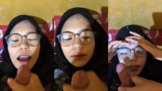 Hijabi Muslim girl experiences multiple orgasms while taking a jet shower