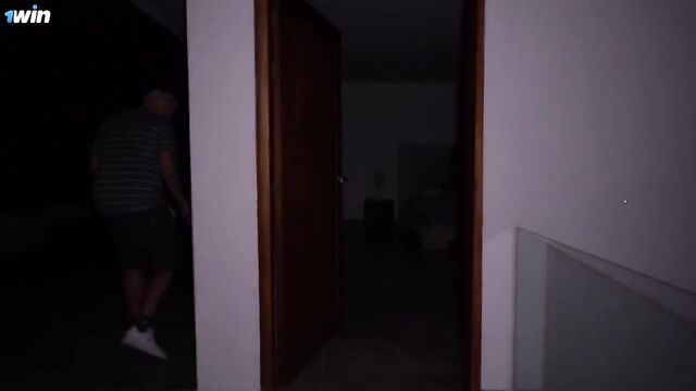 I help a sexy Latina with her car and she rewards me with sex