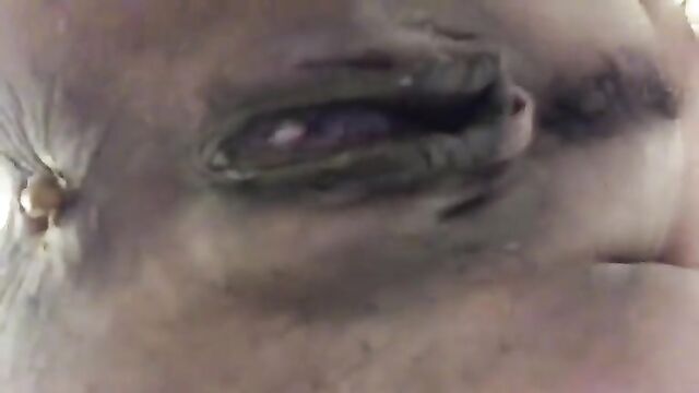 2B gets footjob from Yorha in a steamy scene