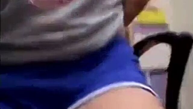 เย็ดรูหีน้องตองโคตรเสียว_กระแทกหีน้องตองจนน้ำแตกคารูหีน้องตอง.mp4