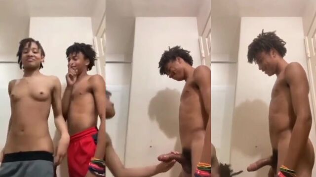 A morena peituda gets fucked hard by her jambo boyfriend