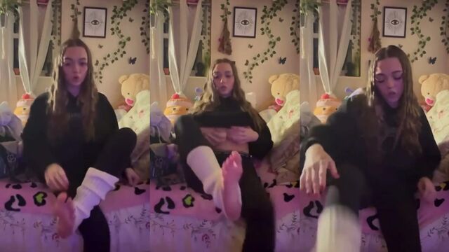 A cute white girl shows off her sexy feet and huge ass