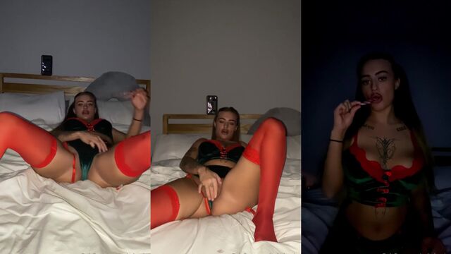 Horny student fingers her tight ass and moans
