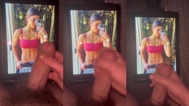 Sara Saffari receives a cum tribute after an intense jerk tribute session