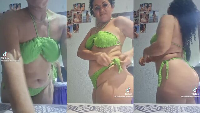 Rabuda Raimunda shows her hole in a delicious shorty shorts