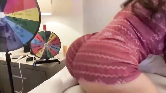 Thick Natalie Monroe shows off her fat ass twerking skills in a steamy scene