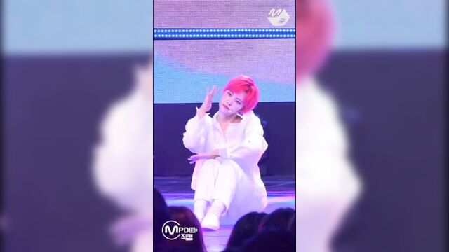 [FANCAM] GWSN - RED-SUN(021) (Miya focused) @ M!CountDown 190808