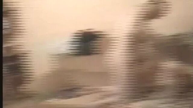Alik_ty_zadolbal_so_svejj_kamerojj_Davajj_kto_tam_sleduyushhijj.o.mp4