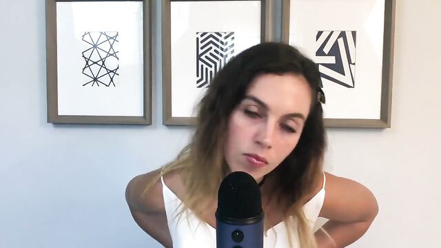 Miss Bell ASMR porn leaked from her onlyfans account