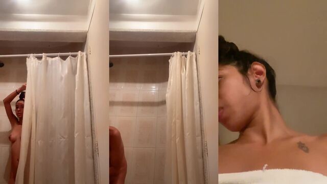 Arii’s sexy bikini hot tub stream from Twitch! It’s not just gaming!