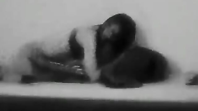 Pendeja Argentina moaning, asking for a cock, speaking filth