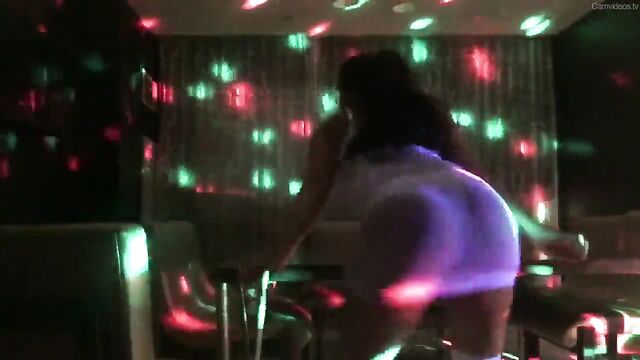 PrettyKittyMiaos Dance vids Part 4 featuring Veronica Summers' hot moves