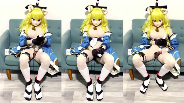 Kigurumi sex with a hot futanari succubus ?