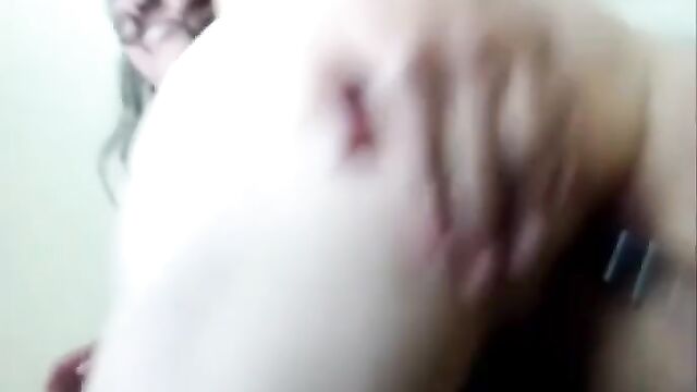 Chat with hot Columbian MILF on the camera