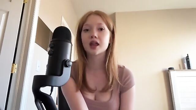 ASMR Mouth Sounds- lifewithMAK (SFW)