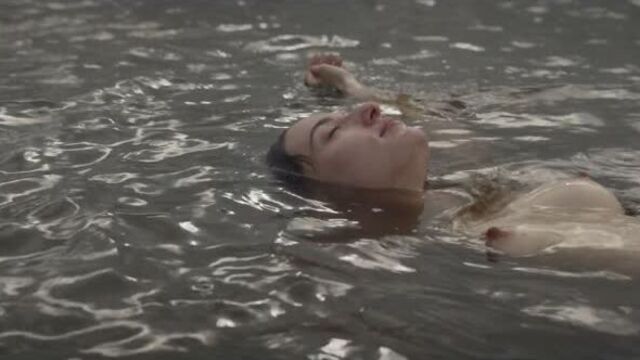Мария Вальверде , Долорес Фонци - Дистанция спасения / Maria Valverde , Dolores Fonzi - Distancia de rescate ( 2021 )