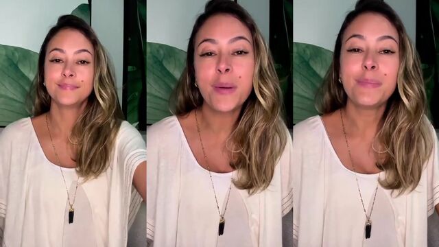 My girlfriend gave herself to two in the street (Cuck)