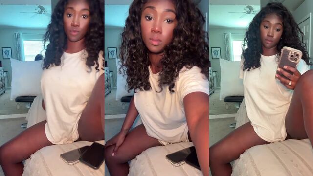 Naomiallure porn is a genre of its own