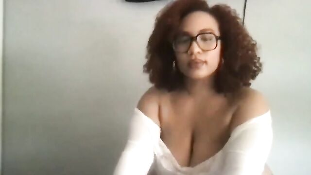 A hot young Mexican girl moves her ass so you can fuck her