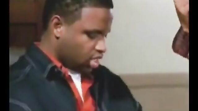 The name of the Latin black ebony video vixen from the music video Akinyele - Do U Wanna?