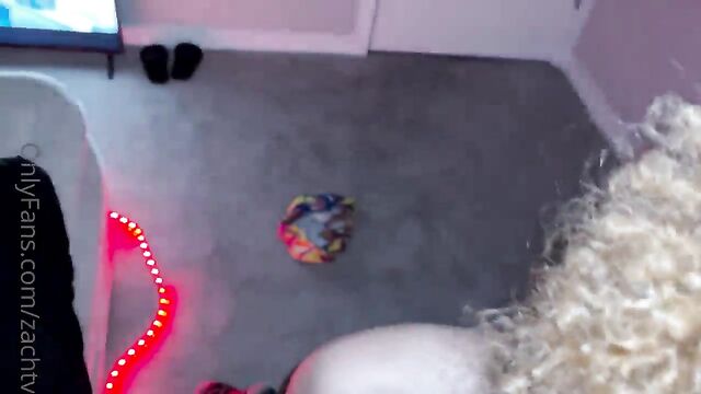 Submissive YellowBone on her knees giving a blowjob