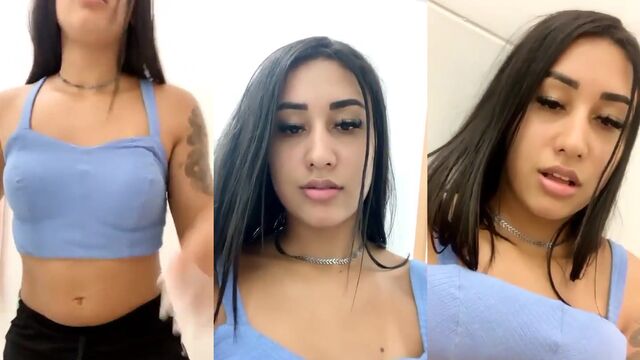 A sexy girl was photographed naked with her stunning curves