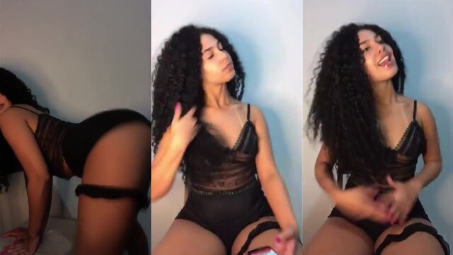 Gabriela Lopez gives a footjob in this hot video