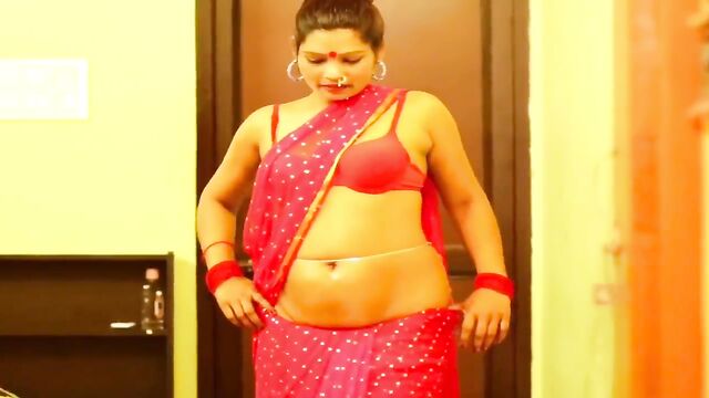 Hot Youtuber Randi fucked in a pink saree