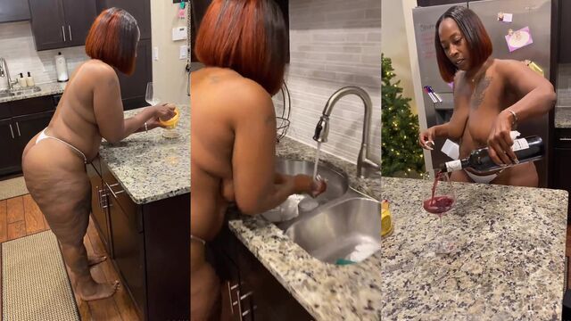 A cute girl shows her ass during the twerking session