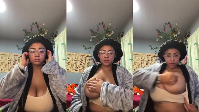 I'm looking for a girl who loves to have sex with me