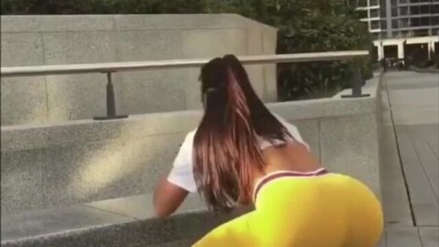Бразильские ягодицы