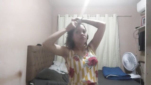 A slave's sweet caress and emptying her pussy - Act 1