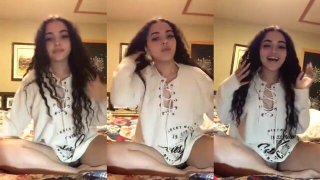 Up skirt periscope sex with a pretty young girl with a nice pussy