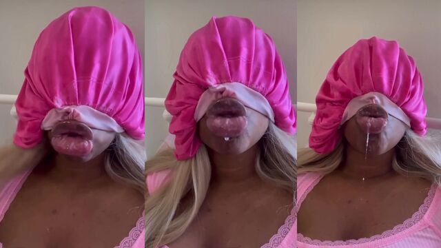 Phat juicy asses and cum faces are the best, especially after a stressful day