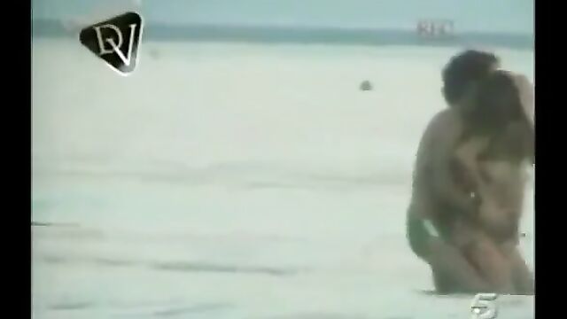 Daniella Cicarelli getting fucked on the beach