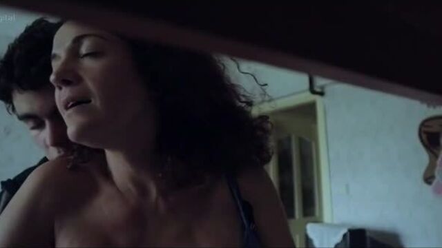 Mihriban Er Nude - Köksüz (2013) HD 720p Watch Online / Михрибан Эр - Без корней