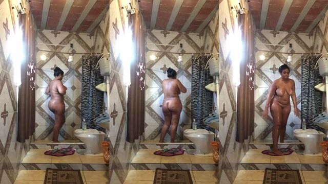 A married woman Morena has sex with a man in the house