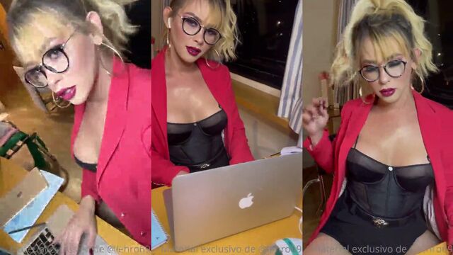 Tranny Leticia gets fucked and fucks a dude with big cock