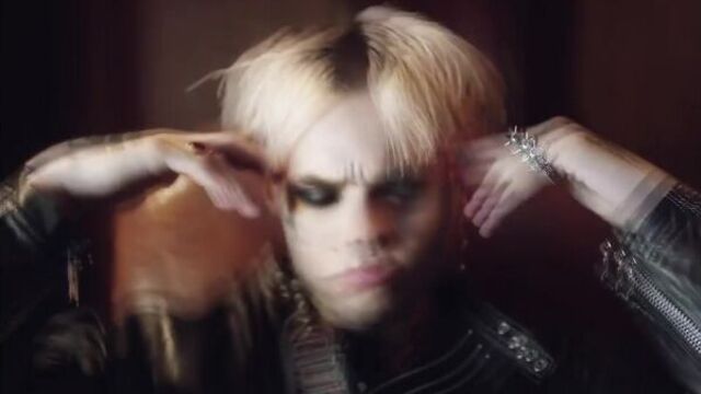 BEXEY - CUTTHROAT SMILE FT. $UICIDEBOY$ (Official Music Video)