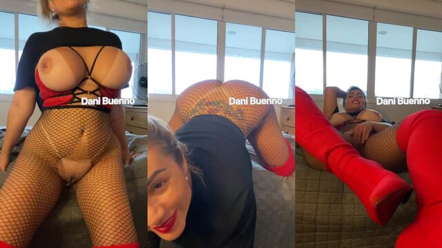 A sexy woman from Las Vegas, Liz Vega, has no boyfriend