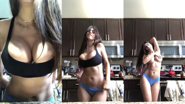 The pretty woman Mia Khalifa performs on a webcam with charm