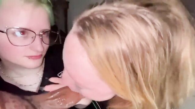 Two lesbians tried BBC for the first time and they loved it