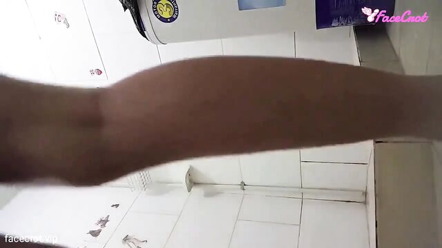 Lindsey_Luv's pussy masturbation show with a big toy