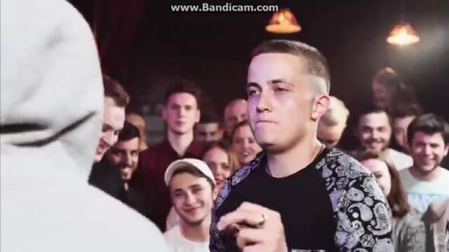 Артем Лоик пародирует Oxxxymiron (versus Galat)