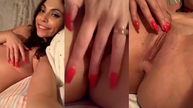 The barista is leaving her job and fucking with a customer