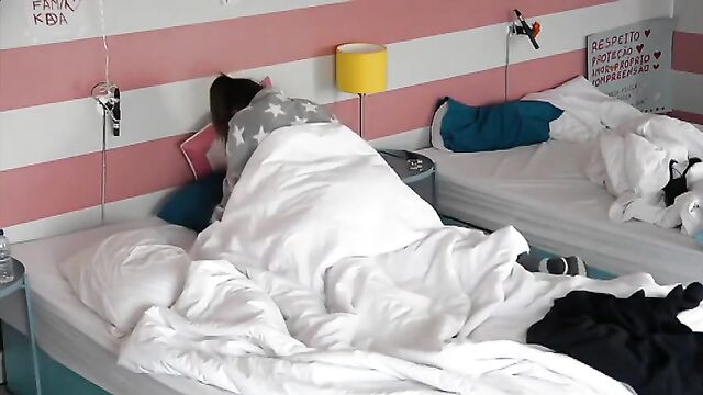 Carlos and Bruna (Love On Top 9) [Portugal]- Part 1 and 2