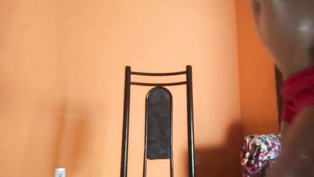 Cris Sousa is a very hot girl who loves to suck and lick cock