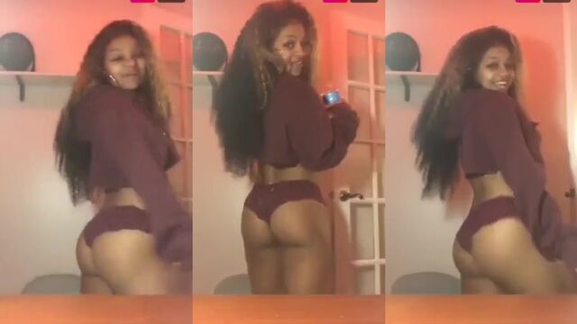 Ebony beauty shakes big ass on Instagram Live